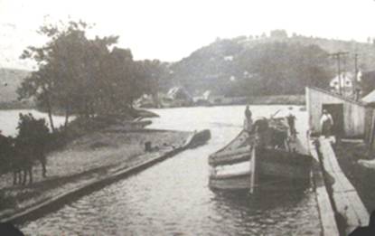 canal lock